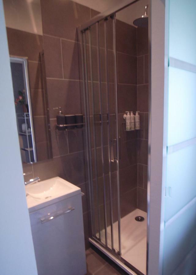 La Colline Des Renards Chambres Locmaria-Berrien Ngoại thất bức ảnh